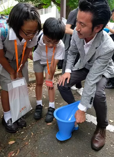 日本創新馬桶 助解決衛生問題