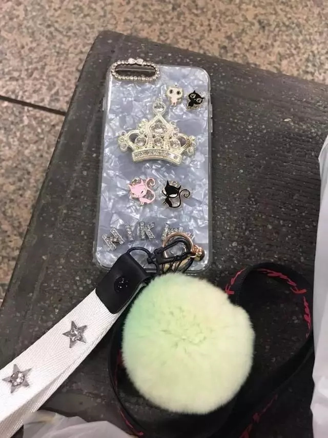 當心被騙! 去臺灣士林夜市訂制手機殼, 女網友竟被索價 4200元(約RM560++)