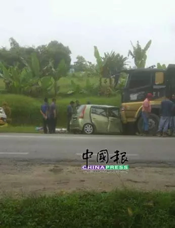轎車撞載沙羅厘 3人當場喪命 司機重傷