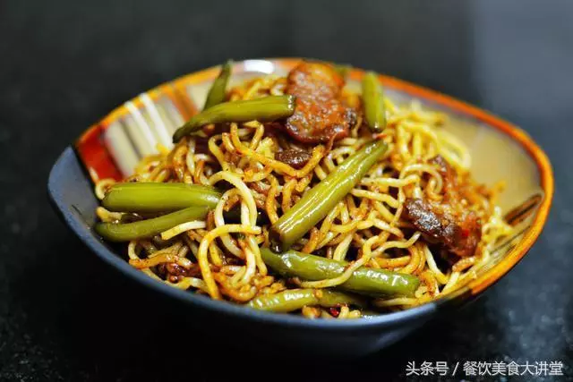 燜面的16種做法,亦飯亦菜,真的特別香,大廚獨家秘方