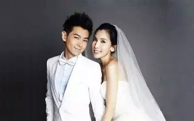 完全看不出是3個孩子的媽!林志穎老婆竟然美成這樣…身材簡直無敵!網民: 羨慕死惹❤