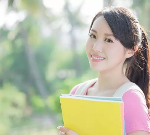 8月紫氣東來,財運紅得發紫,收入大好,事業有成的4大生肖