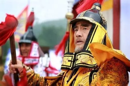 大軍紮營,突然看見一群螞蟻,將軍面色大變:全軍撤退,違令者斬