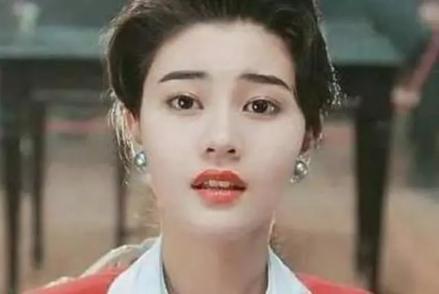 惹李嘉欣嫉妒,劉鑾雄都得不到,低調嫁內地演員,老公要火了!