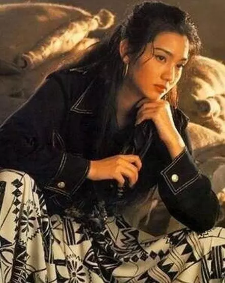 惹李嘉欣嫉妒,劉鑾雄都得不到,低調嫁內地演員,老公要火了!