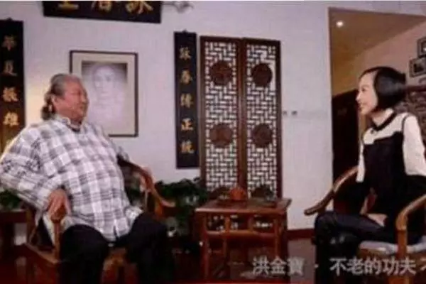 洪金寶做客《魯豫有約》洪金寶首次出面回應和范冰冰傳聞!