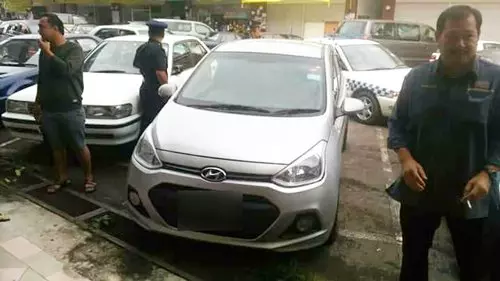 吉隆坡最新淡定哥~偷車遇警方「我裝睡」