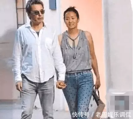 51歲鞏俐面容滄桑,愛上離婚3次的外國男友,身材走樣,下垂嚴重!