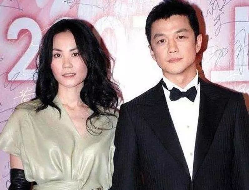謝賢不喜王菲,竟然是因為前兒媳張柏芝對他做過這樣的事?怪不得不鬆口讓王菲嫁!