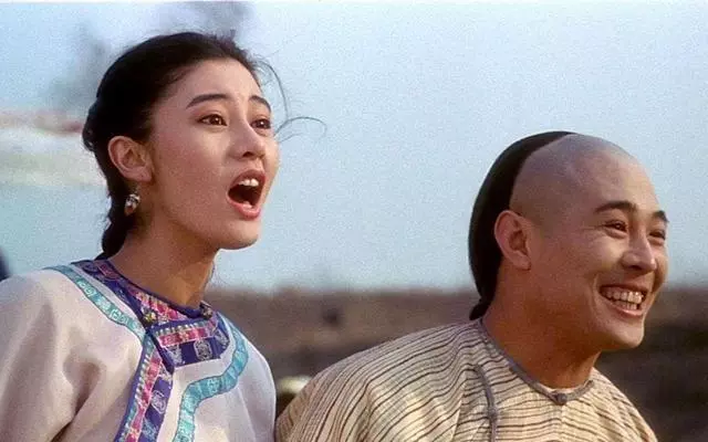李連杰4個女兒近照曝光,大女兒顏值最高,三女兒卻被他寵上天