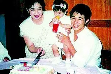 李連杰4個女兒近照曝光,大女兒顏值最高,三女兒卻被他寵上天