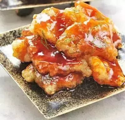 菜譜20道:咕嚕肉、三杯雞、水晶鹽焗雞、蒜泥白肉、蔥油多寶魚