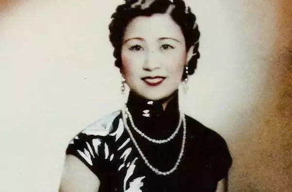 復旦大學最美校花,活了112歲,臨終前說出長壽秘訣,只有4個字