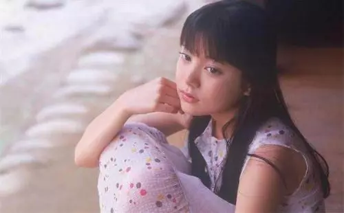 【女大老殘渣?!】當年她作為周杰倫和陳冠希電影中的唯一女主角, 現在31歲變這樣! 網友: 嚇死~