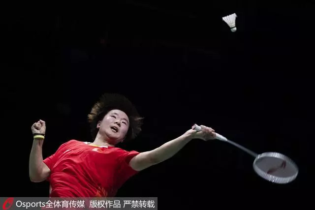 國羽女單小將爆冷戰勝世界第一,何冰嬌終結戴資穎31連勝