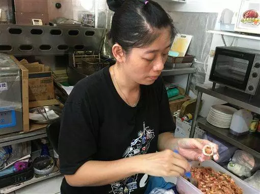 「我要救女兒」母拚命包水餃籌醫藥費