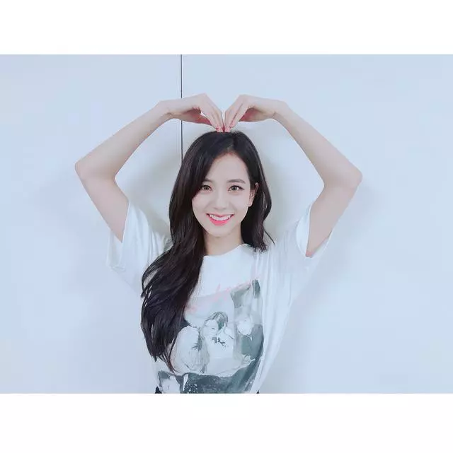 當紅韓女團BLACKPINK門面金智秀,這顏你們覺得怎麼樣?