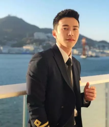 【原來是他!】中國爆紅宮廷劇《延禧攻略》裡其中一名主要演員是『大馬小鮮肉』!