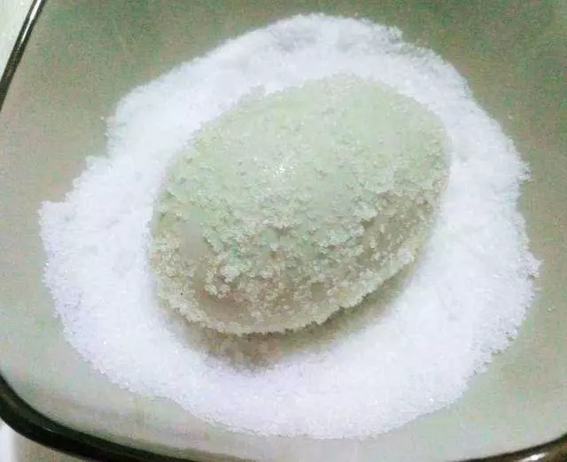 阿嬤30年的醃咸鴨蛋秘方,關鍵就是這2歩,做一罐吃10天,4步就做好,香的流油