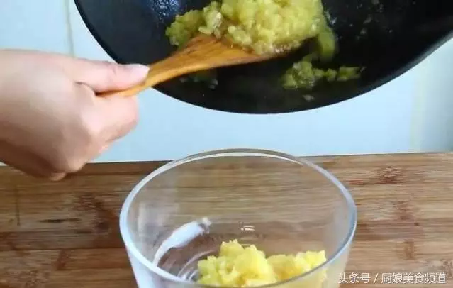 1個雞蛋,1碗面,不蒸不烙不油炸,做法簡單又好吃