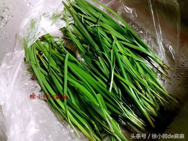 「韭菜雞蛋餅」怎麼做又香又好吃?一個小妙招,讓你吃了還想吃,停不了,早餐必備