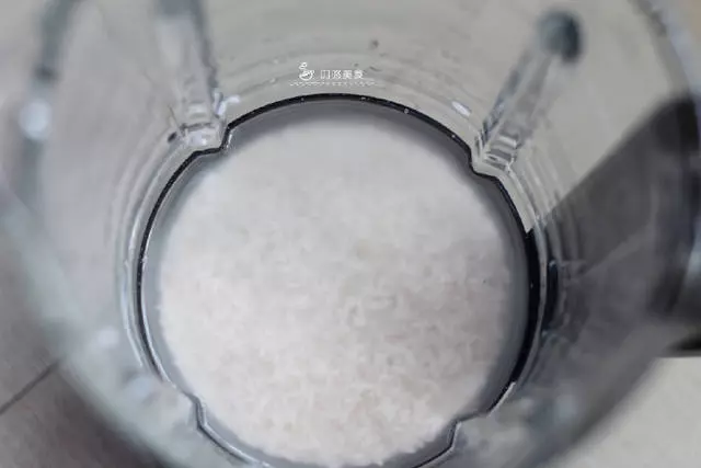 不用麵粉也能做的發糕,又香又軟,簡單又營養,最適合孩子吃