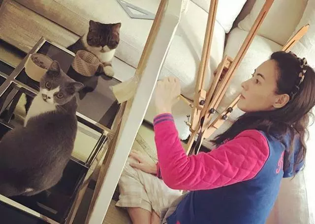 張柏芝節目談及謝霆鋒情緒險些失控:他給過我很多快樂!