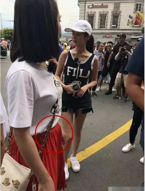 看看謝娜的肚子就知道,產後瘦身有多難!