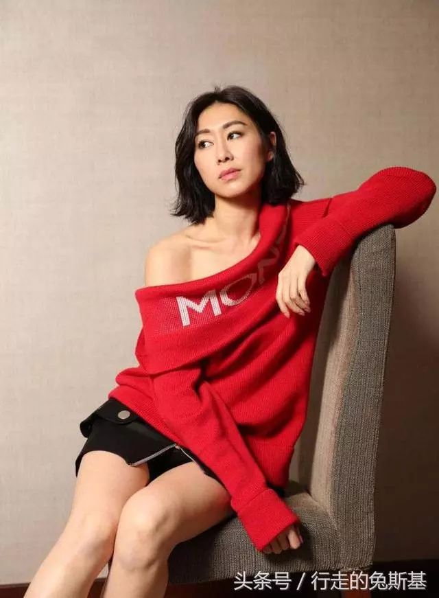 欲效仿楊怡羅仲謙,胡定欣與張振朗發展姐弟戀,疑見過家長?