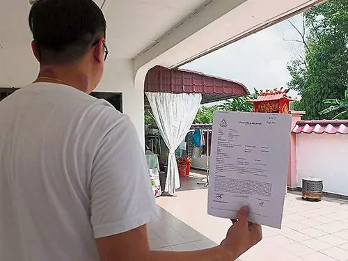 持刀男子按門鈴徘徊15分鐘 屋主擔心尋仇