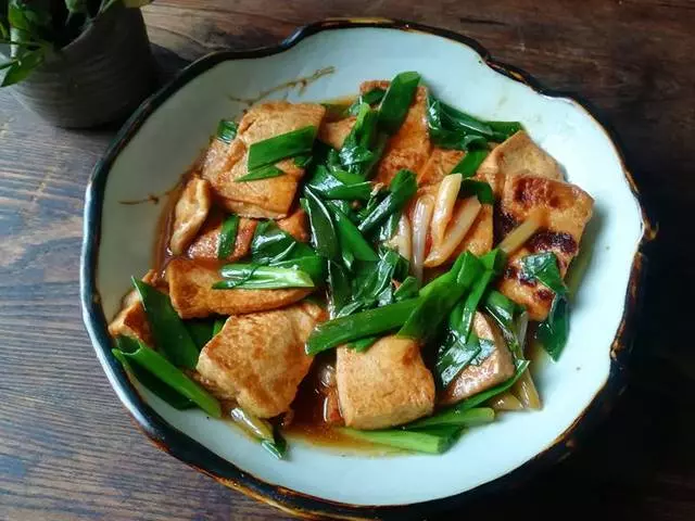 不用放肉,也能把豆腐做的鮮香入味!