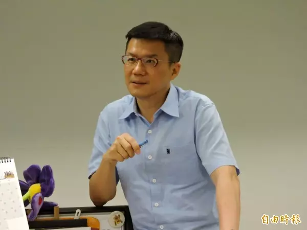 蘇貞昌批行政不中立 新北市府:請老縣長 假日不說假話
