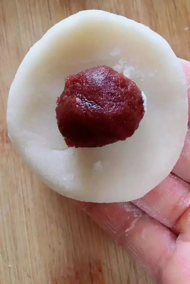 還不會自製月餅你就out啦~自己在家也可以做出超好吃【蒸月餅】哦!