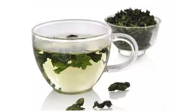 桑葉被稱為植物之王,經常喝桑葉茶有什麼好處?