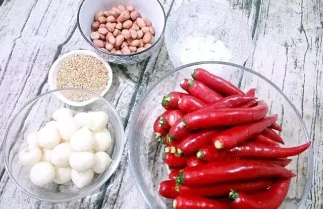 自製辣椒醬,好吃下飯,簡單易學,還能長久存放