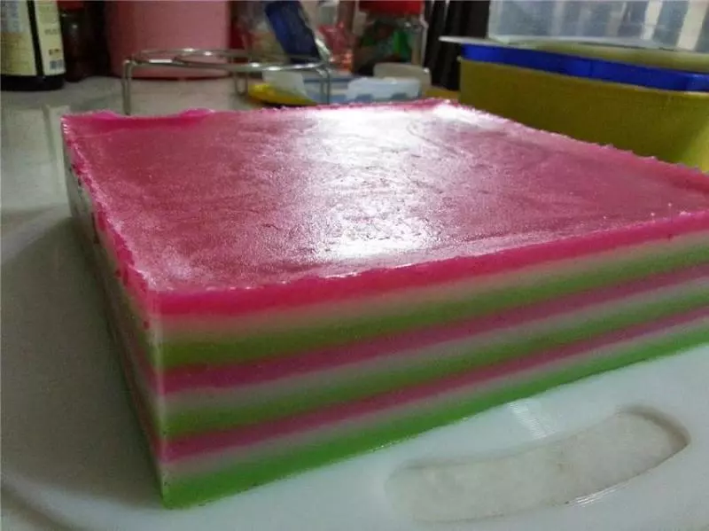 最傳統的九層糕,做法非常簡單,材料也容易找到。