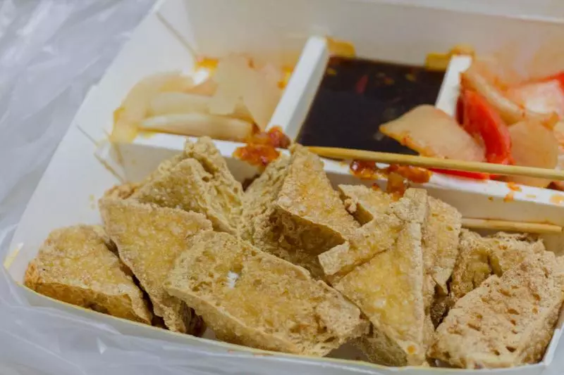 有一種臭你一定想吃!雪隆超好吃"香氣十足"臭豆腐!⭐就算再臭,都還是要吃!