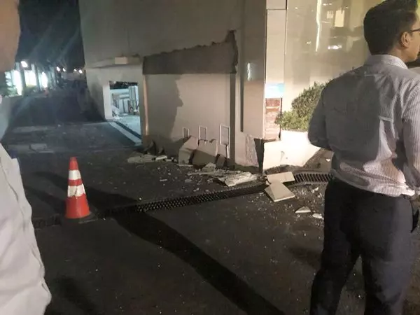 龍目島地震‧ 新加坡內政部長尚穆根:酒店震動出現許多裂痕