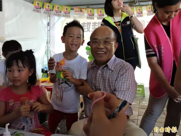 何時與馬英九同台? 侯友宜閃避:自然就好...