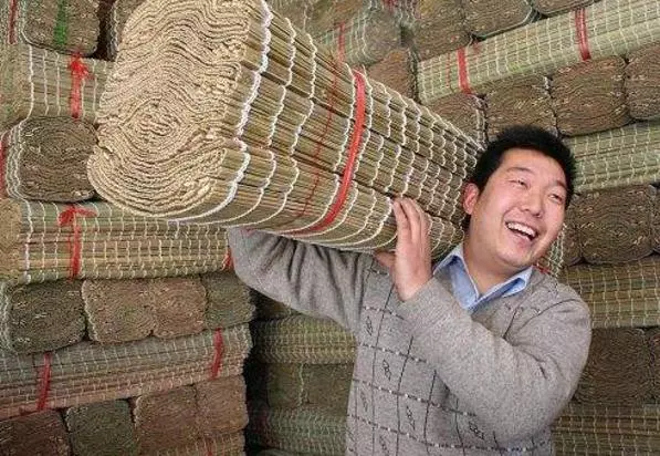 我結婚,妹妹穿著喪服出席我的婚禮,我含淚取消婚禮