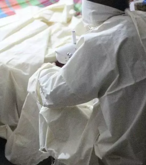 我結婚,妹妹穿著喪服出席我的婚禮,我含淚取消婚禮