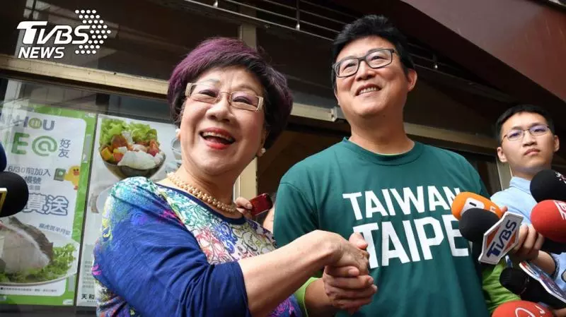 轟柯P惡搞選戰「弱智化」選民 呂秀蓮: 小英養虎為患