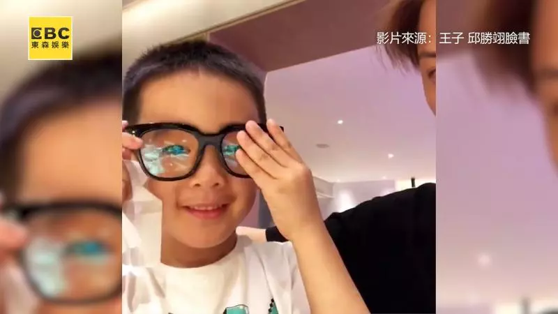 Jasper理容院隆重開幕!首位服務客人王子hen貼心