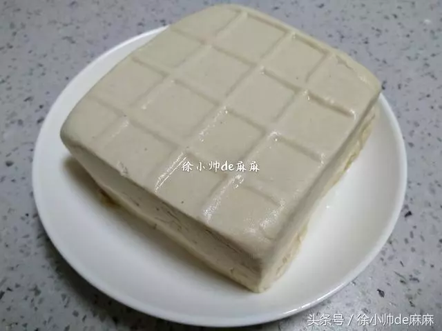 天熱豆腐這樣吃,開胃下飯,做法很簡單,看一遍就會,補鈣又營養