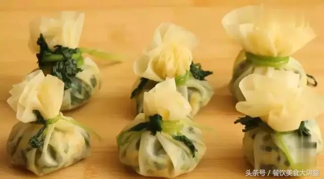 餃子皮不要用來包餃子了,試試這種新做法,咬一口滿嘴香!