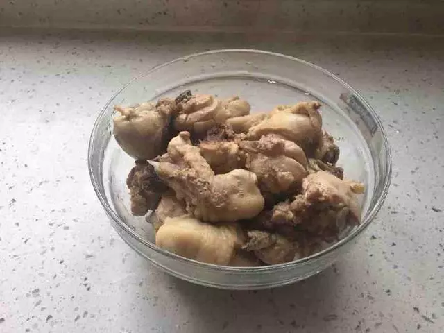 奶奶珍藏30年的黃燜雞秘方,汁水香濃肉質嫩,一家老小搶著吃