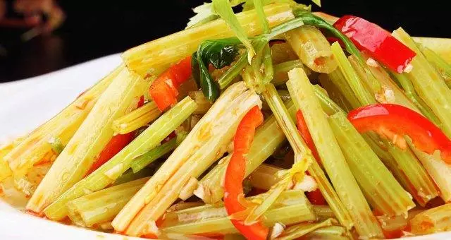 芹菜的這12種做法,從不吃芹菜的我光碟啦!