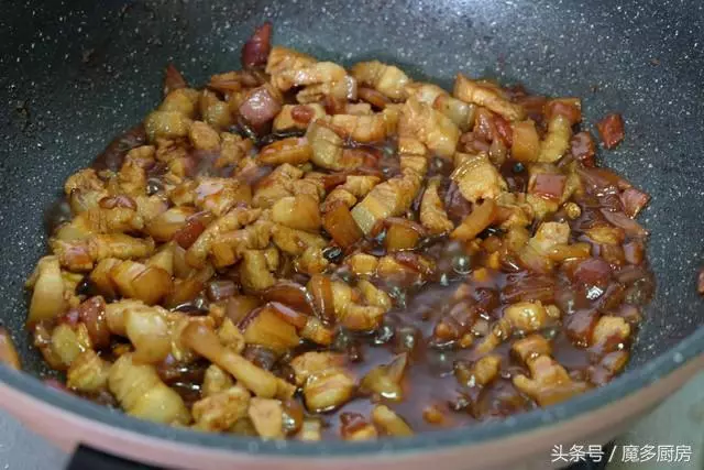 滷肉飯自己做的更好吃,按我這個做法,得多準備點米飯!