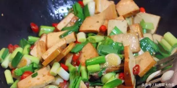 飯店不外傳的小炒秘方原來是這樣炒的!煮了一桶米飯也不夠下飯吃
