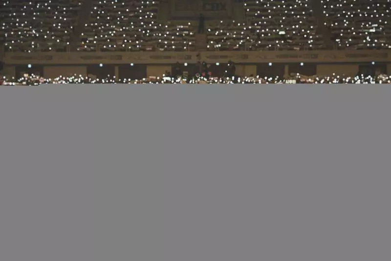 [EXO][新聞]180806 「超級小分隊」EXO-CBX，與歌迷們一起歡度假日！